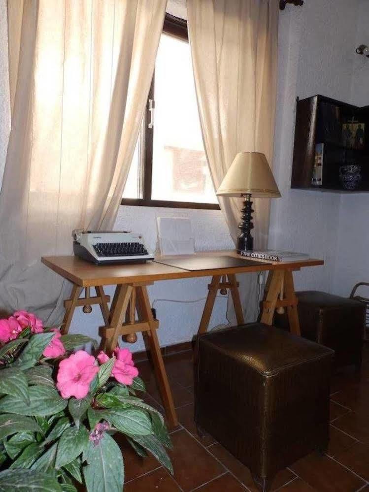 Rhodes City Emmanuel Apartments מראה חיצוני תמונה