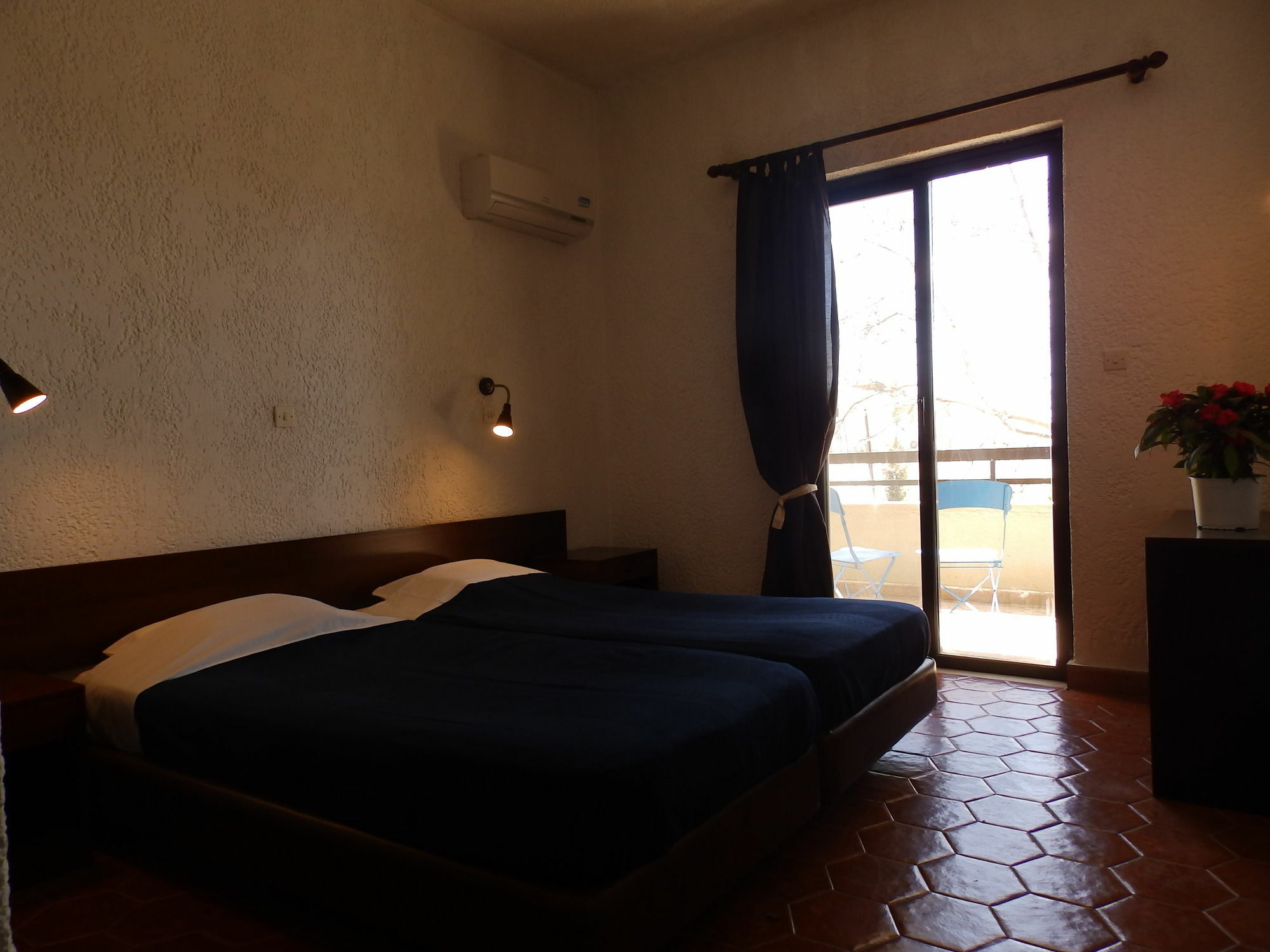 Rhodes City Emmanuel Apartments מראה חיצוני תמונה