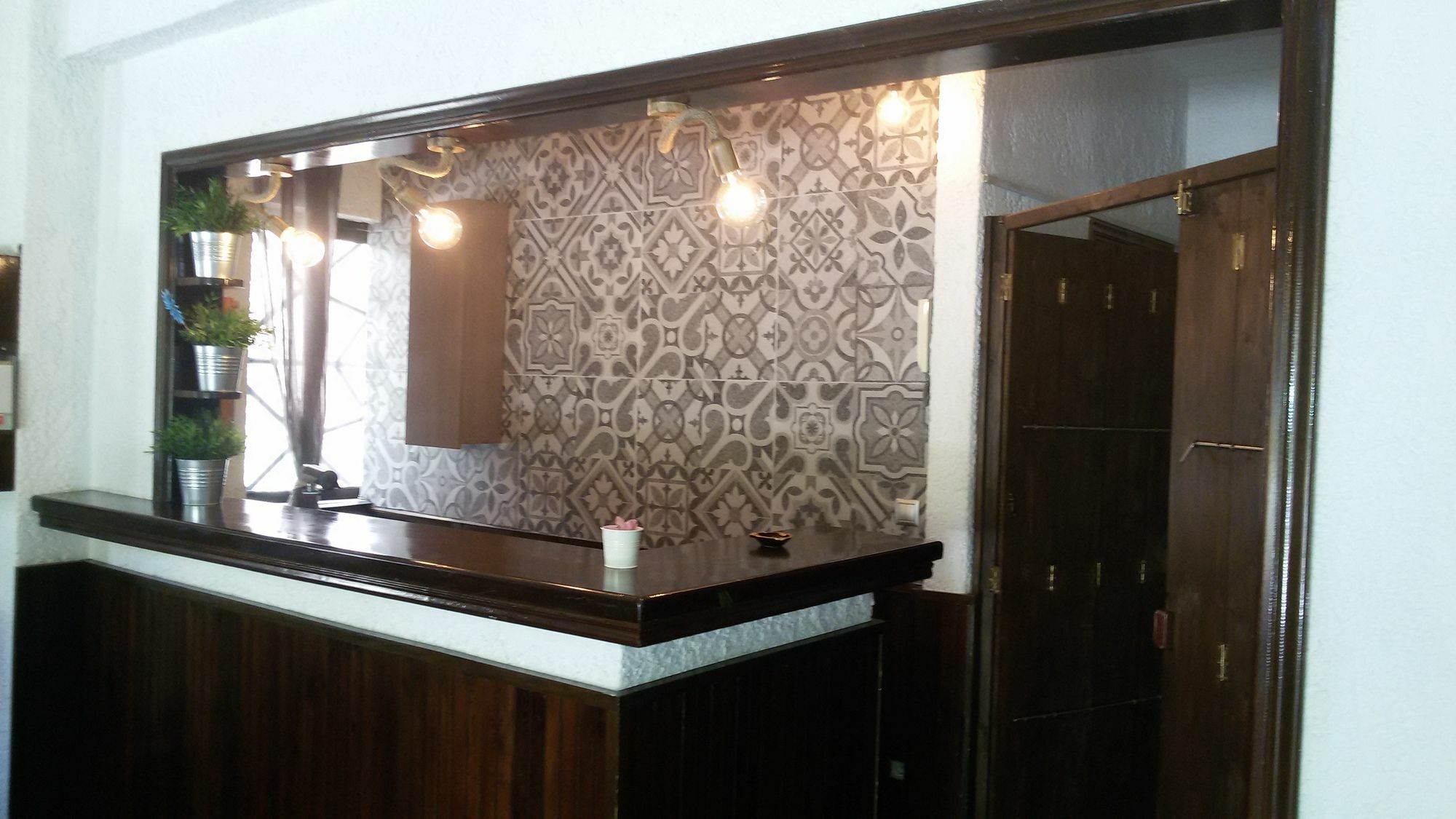 Rhodes City Emmanuel Apartments מראה חיצוני תמונה